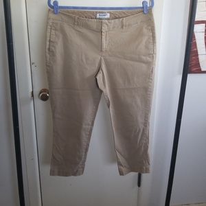 Chino capris